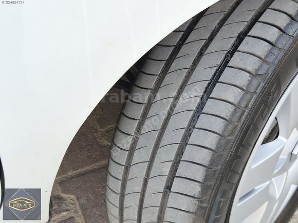 2004 MODEL 1.5 CAMLI KOLTUKLU KANGO TAKAS OLUR