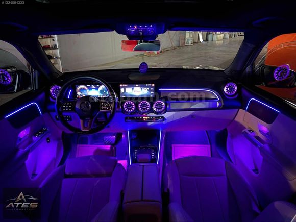BOYASIZ 2022 MERCEDES GLB 200+ 4 MATİC -CAM TAVAN- COMMAND