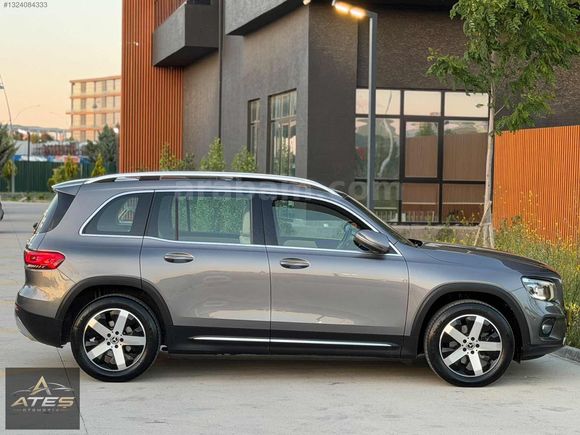 BOYASIZ 2022 MERCEDES GLB 200+ 4 MATİC -CAM TAVAN- COMMAND