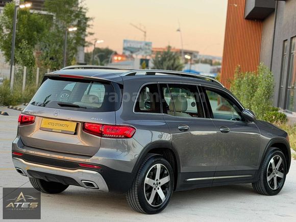 BOYASIZ 2022 MERCEDES GLB 200+ 4 MATİC -CAM TAVAN- COMMAND