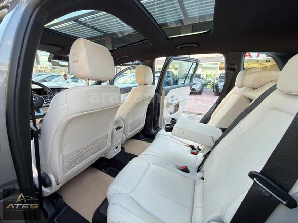 BOYASIZ 2022 MERCEDES GLB 200+ 4 MATİC -CAM TAVAN- COMMAND