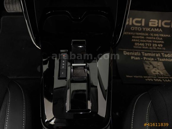 14BİN KM ÇİFT RENK e-C3 AİRCROSS E-TOGGLE BOYASIZ
