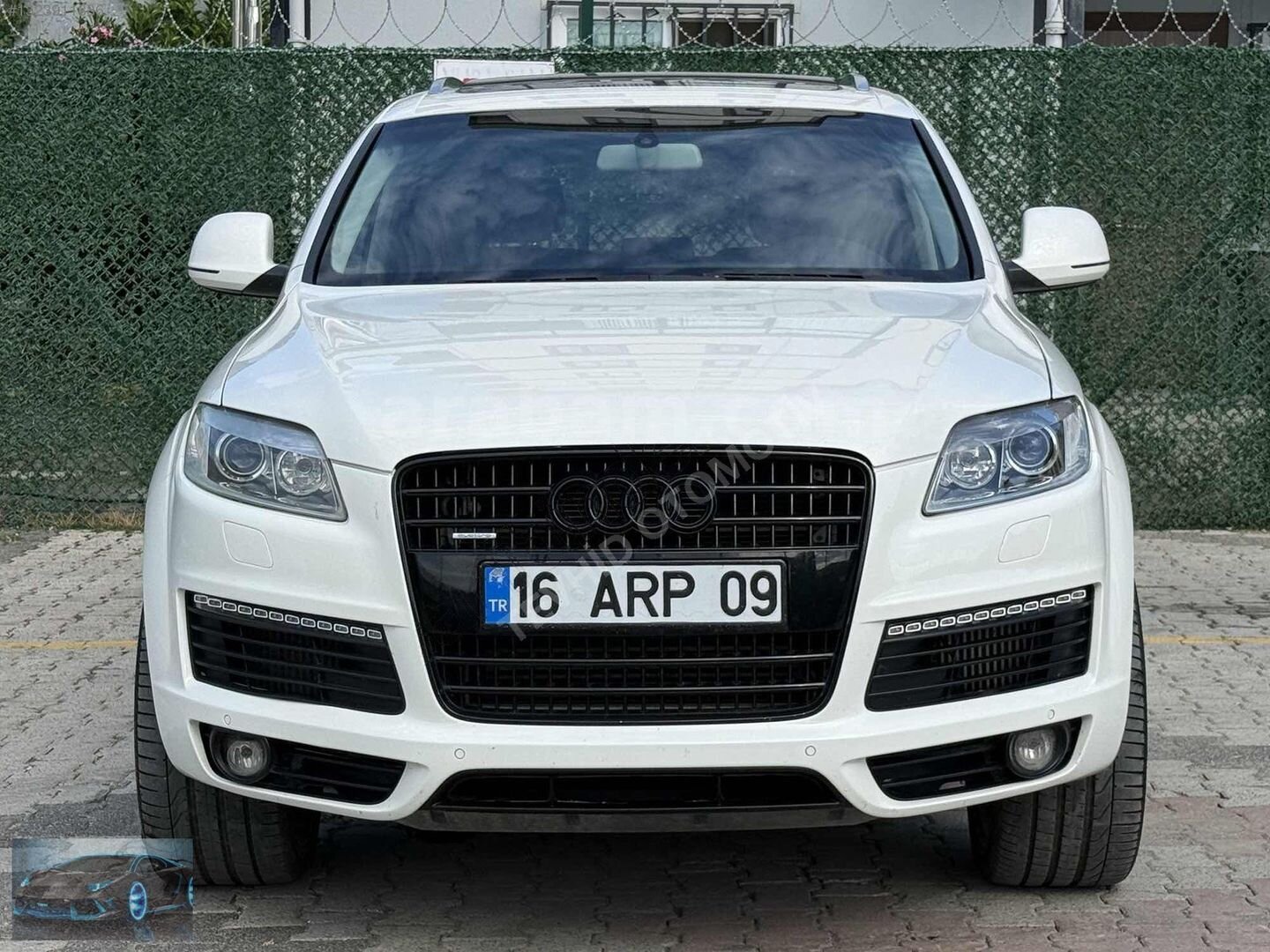 Galeriden Audi Q7 3.0 TDI Quattro 2009 Model İstanbul 239.000 km Beyaz 7