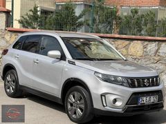 SUZİKİ VİTARA HİBRİT DÜŞÜK KM TEMİZ BAKIMLI AİLE ARACI