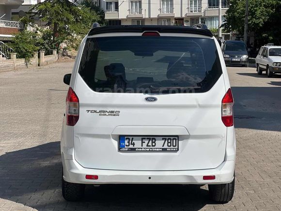 2017 Ford Courier delux