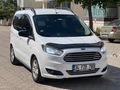 2017 Ford Courier delux