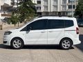 2017 Ford Courier delux
