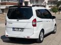 2017 Ford Courier delux