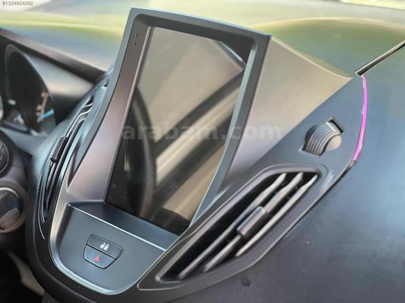 2017 Ford Courier delux