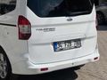 2017 Ford Courier delux
