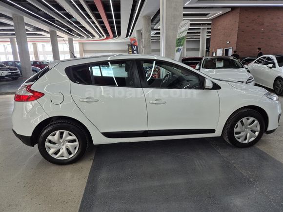2013 RENAULT MEGANE 1.6 JOY OTOMATİK 92 BİN KM'DE LPG'Lİ