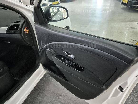 2013 RENAULT MEGANE 1.6 JOY OTOMATİK 92 BİN KM'DE LPG'Lİ