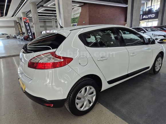 2013 RENAULT MEGANE 1.6 JOY OTOMATİK 92 BİN KM'DE LPG'Lİ