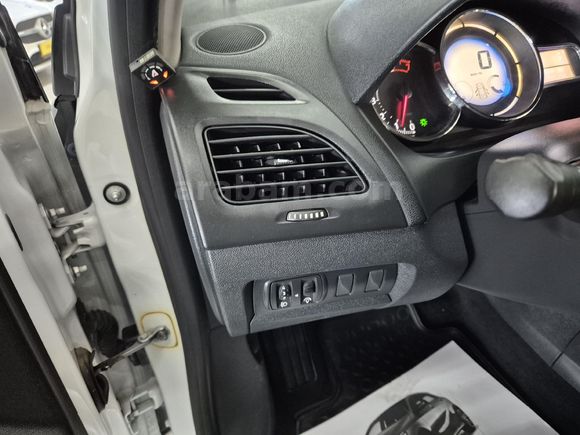 2013 RENAULT MEGANE 1.6 JOY OTOMATİK 92 BİN KM'DE LPG'Lİ