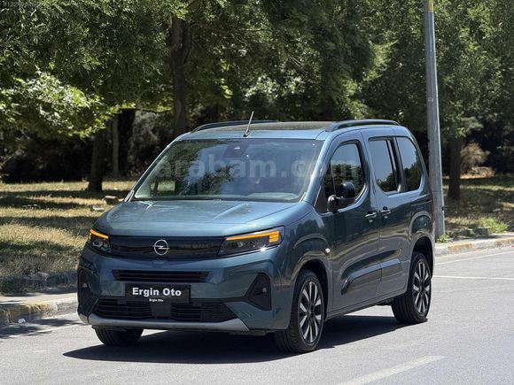 2024 Opel Combo Ultimate Cam Tavan 360K Boyasız