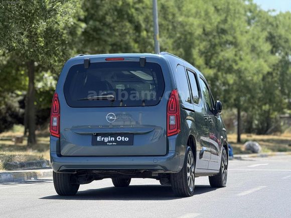 2024 Opel Combo Ultimate Cam Tavan 360K Boyasız