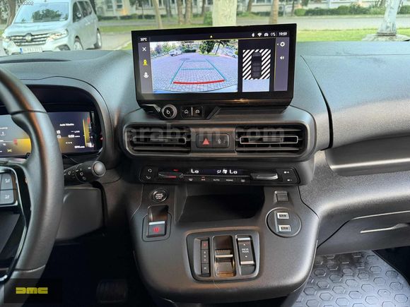 2025 ÇIKIŞLI OPEL COMBO 1.5 D 130 Bg/E-TOGGLE/BOYASIZ/20.ooo KM/