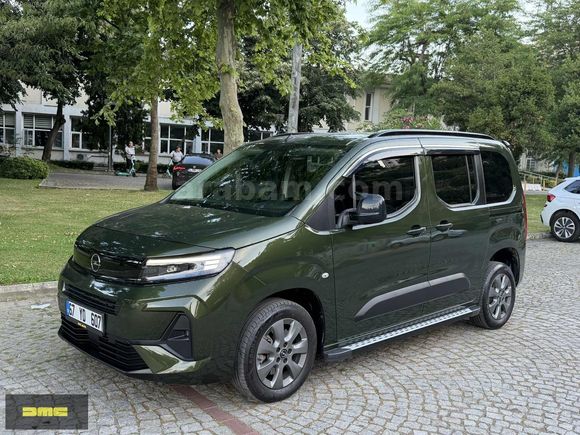2025 ÇIKIŞLI OPEL COMBO 1.5 D 130 Bg/E-TOGGLE/BOYASIZ/20.ooo KM/