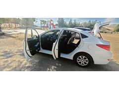 Sahibinden Hyundai Accent Blue 1.6 CRDI Biz 2012 Model  160.000 km Beyaz