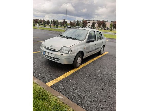 Sahibinden Renault Clio 1.4 RNA 2000 Model