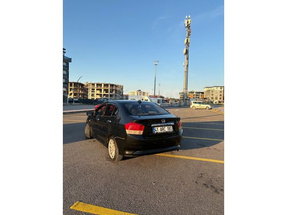 Sahibinden Honda City 1.4 LS 2009 Model