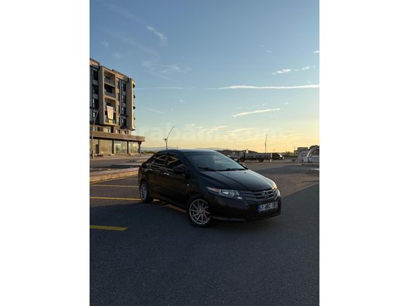 Sahibinden Honda City 1.4 LS 2009 Model