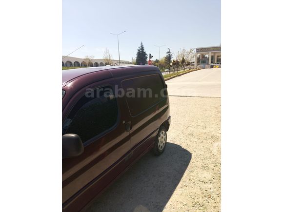 son fiyat sıfır muayeneli masrafsız satışa hazır Peugeot Partner 1.9 D 1998 Model