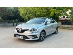 Doktordan Değişensiz Boyasız Renault Megane 1.3 TCE 2024 