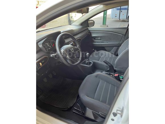 Sahibinden Dacia Sandero Stepway 1.0 Tce Comfort 2022 Model Ankara 20.000 km Beyaz