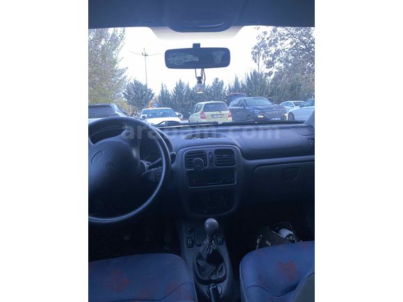 Sahibinden Renault Clio 1.4 RNA 2001 Model 