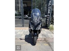 HALF MOTO 2023 KYMCO AK 550 PREMIUM