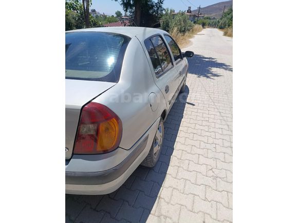 Sahibinden Renault Clio 1.5 dCi Alize 2002 Model