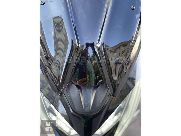 HALF MOTO 2021 KYMCO AK 550