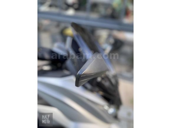 HALF MOTO 2021 KYMCO AK 550