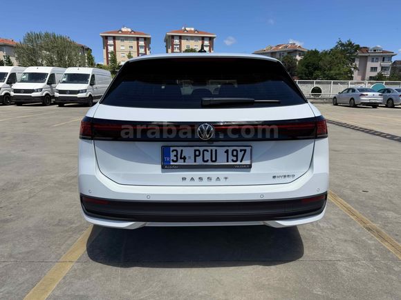 2025 HATASIZ VW PASSAT E HYBRID 