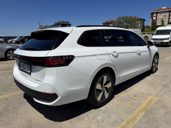 2025 HATASIZ VW PASSAT E HYBRID 