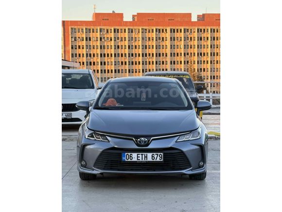 Sahibinden Toyota Corolla 1.8 Hybrid Dream 2021 Model 