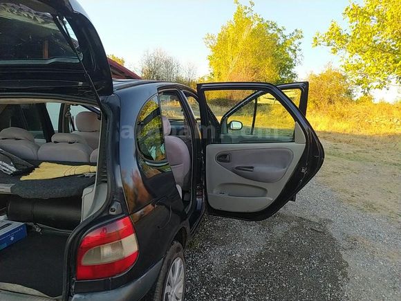 Sahibinden Renault Scenic 1.6 RXT 2001 Model