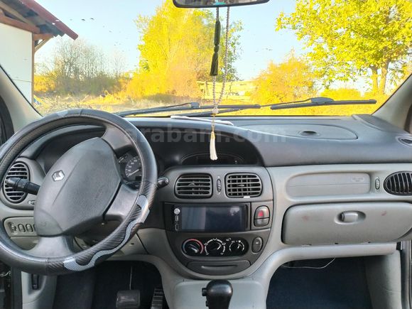 Sahibinden Renault Scenic 1.6 RXT 2001 Model