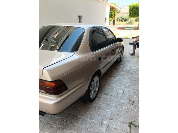 fiyat düştü Toyota Corolla 1.6 XLi 1994 Model