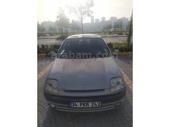 Sahibinden Renault Clio 1.6 Dynamique 2002 Model  195.000 km Gri (Gümüş)