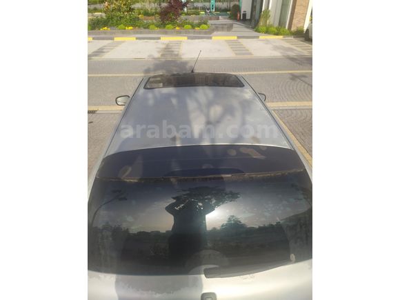 Sahibinden Renault Clio 1.6 Dynamique 2002 Model  195.000 km Gri (Gümüş)