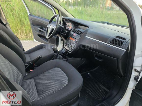 2013 MODEL FİAT LİNEA 1.3 POP KM 149.000