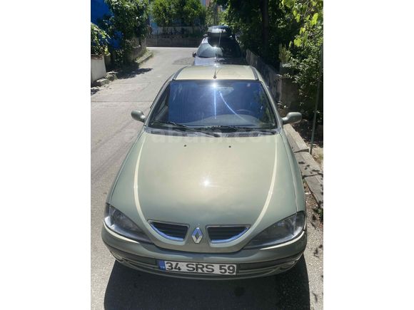 Sahibinden Renault Megane 1.6 RXT 2001 Model 