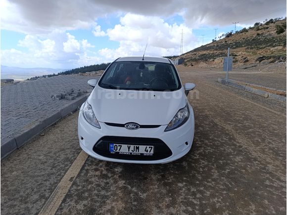 Sahibinden Ford Fiesta 1.4 TDCi Trend 2012 Model