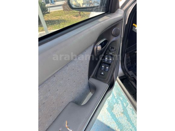 Sahibinden Hyundai Elantra 1.6 GLS 2004 Model 
