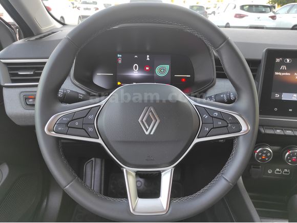 KUMRU OTOMOTİV'DEN 2025 CLİO 1.0 TCE 90HP EVOLUTİON X-TRONİC GSR