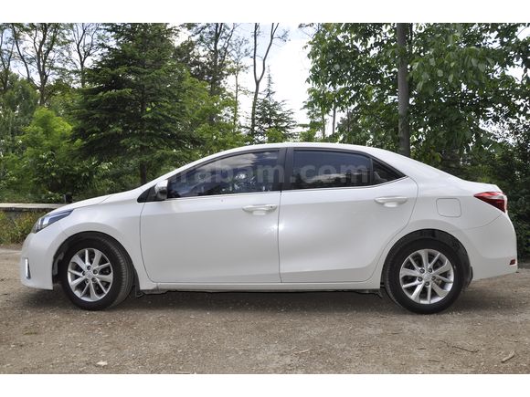 Sahibinden Toyota Corolla 1.4 D-4D Advance 2013 Model 