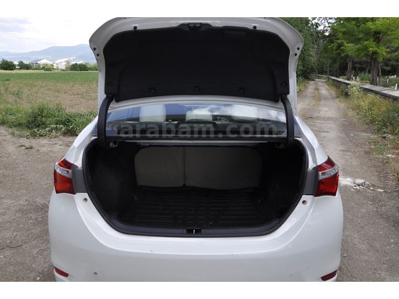 Sahibinden Toyota Corolla 1.4 D-4D Advance 2013 Model 