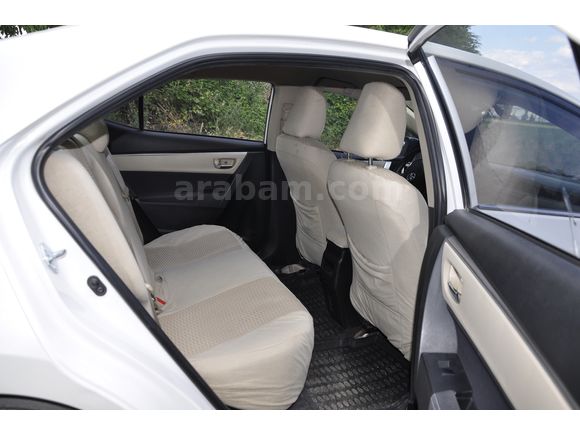 Sahibinden Toyota Corolla 1.4 D-4D Advance 2013 Model 